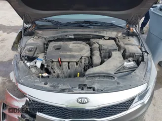2016 Kia Optima LX с VIN 5XXGT4L32GG015238, выставлен на аукционе IAAI как лот 41921991 с пробегом 138 816 миль миль и . История ставок и продаж доступна на DreamBid. Изображение 10.