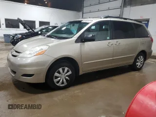 2008 Toyota Sienna CE z VIN 5TDZK23C98S188867, wystawiony jako Copart lot #62704115 z przebiegiem 236 704 mil mil oraz Czysty tytuł • Clean title. Historia ofert i sprzedaży dostępna na DreamBid. Obrazek 1.