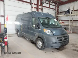2018 Ram ProMaster Cargo z VIN 3C6TRVDG2JE160937, wystawiony jako IAAI lot #41654742 z przebiegiem 206 731 mil mil oraz . Historia ofert i sprzedaży dostępna na DreamBid. Obrazek 1.