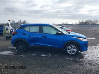 2024 Nissan Kicks S z VIN 3N1CP5BV1RL518247, wystawiony jako IAAI lot #41783680 z przebiegiem 15 846 mil mil oraz . Historia ofert i sprzedaży dostępna na DreamBid. Obrazek 13.