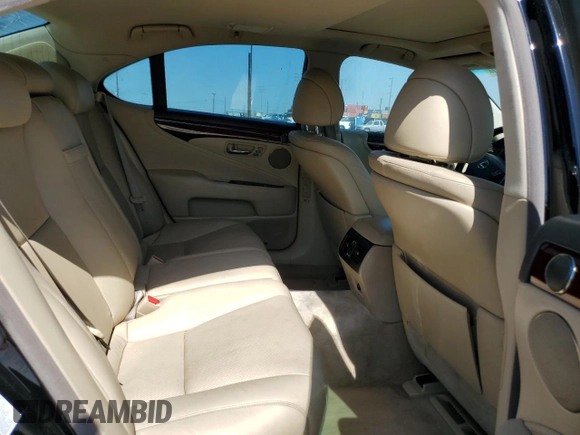 2007 Lexus LS 460 with VIN JTHBL46F275003142, listed as a Copart auction lot 61832185 with 181,203 mi miles and Salvage title. Bid and sale history available at DreamBid. Image 10.