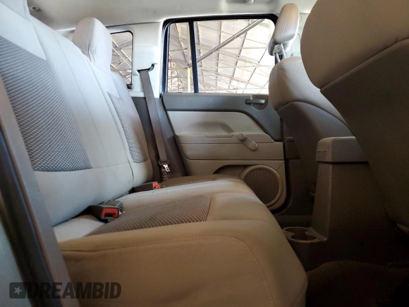 2007 Jeep Compass Sport with VIN 1J8FT47W17D196481, listed as a Copart auction lot 50639085 with 120,490 mi miles and Clean Title. Bid and sale history available at carsss.com. Image 10.