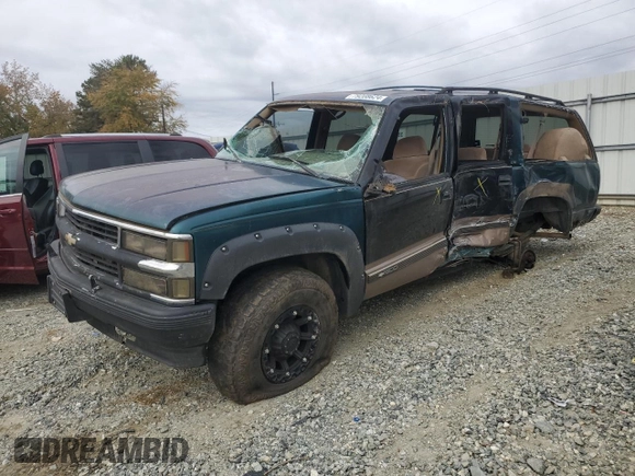 1995 Chevrolet Suburban with VIN 1GNFK16K0SJ430411, listed as a Copart auction lot 79208624 with 316,229 mi miles and Salvage Title. Bid and sale history available at carsss.com. Image 1.