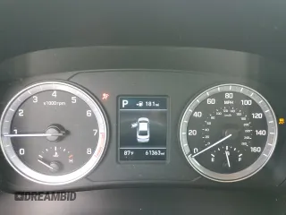 2019 Hyundai Sonata SE z VIN 5NPE24AF5KH759372, wystawiony jako Copart lot #58020925 z przebiegiem 61 363 mil mil oraz Szkoda całkowita • Salvage title. Historia ofert i sprzedaży dostępna na DreamBid. Obrazek 9.