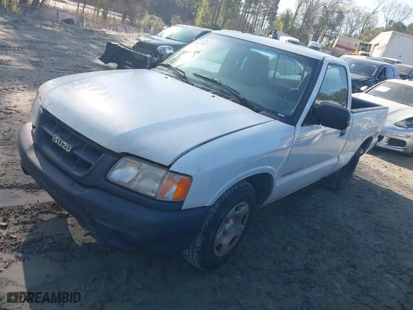 2000 Isuzu Hombre S with VIN 1GGCS1442Y8700396, listed as a IAAI auction lot 41923558 with 201,559 mi miles. Bid and sale history available at carsss.com. Image 2.