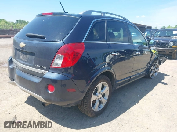 2015 Chevrolet Captiva Sport LT with VIN 3GNAL3EK8FS517269, listed as a IAAI auction lot 42122748 with 123,229 mi miles and . Bid and sale history available at carsss.com. Image 4.