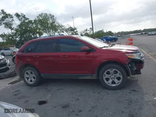 2014 Ford Edge SEL with VIN 2FMDK3JC2EBB35620, listed as a IAAI auction lot 41916822 with 68,824 mi miles. Bid and sale history available at carsss.com. Image 13.