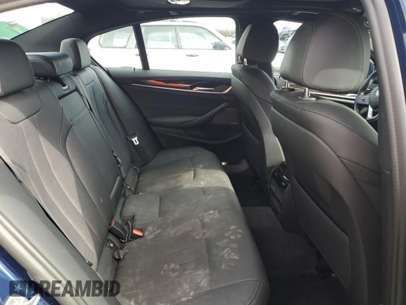 2022 BMW 5 Series 530i xDrive with VIN WBA13BJ01NWX68268, listed as a Copart auction lot 44119425 with 39,122 mi miles and Salvage Title. Bid and sale history available at carsss.com. Image 10.