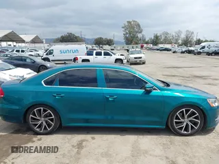 2014 Volkswagen Passat SE с VIN 1VWBN7A32EC043821, выставлен на аукционе IAAI как лот 42047327 с пробегом 104 403 миль миль и . История ставок и продаж доступна на DreamBid. Изображение 13.