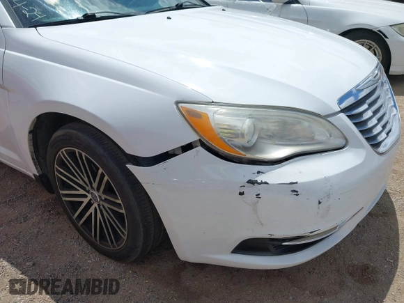 2014 Chrysler 200 LX with VIN 1C3CCBAB1EN210802, listed as a IAAI auction lot 42119888 with 154,808 mi miles and . Bid and sale history available at carsss.com. Image 6.