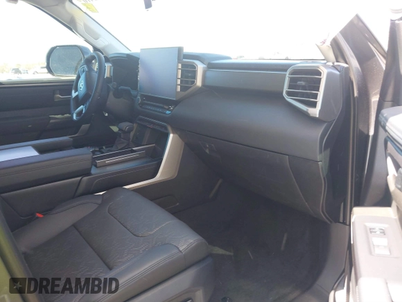 2024 Toyota Sequoia SR5 with VIN 7SVAAABA8RX047798, listed as a IAAI auction lot 41812410 with 7,411 mi miles. Bid and sale history available at carsss.com. Image 5.