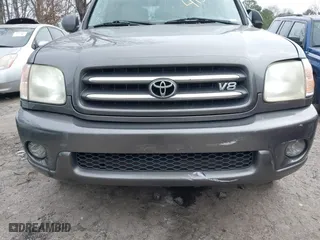 2003 Toyota Sequoia Limited with VIN 5TDBT48A03S166816, listed as a IAAI auction lot 41519203 with 269,229 mi miles. Bid and sale history available at carsss.com. Image 6.
