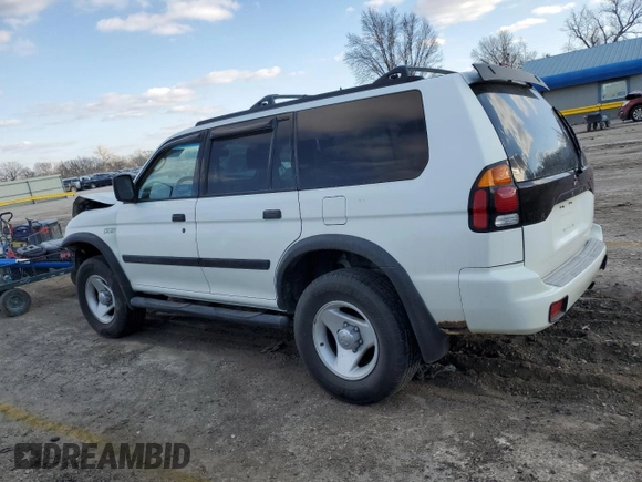 2000 Mitsubishi Montero Sport LS with VIN JA4MT31H1YP027476, listed as a Copart auction lot 48561035 with 337,587 mi miles and Salvage Title. Bid and sale history available at carsss.com. Image 2.