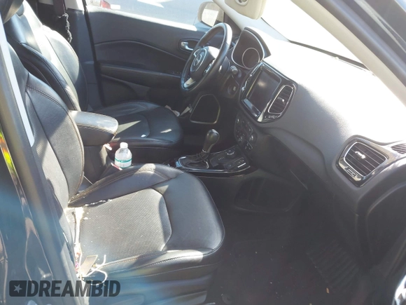 2018 Jeep Compass Limited with VIN 3C4NJDCB1JT397147, listed as a IAAI auction lot 41853649 with 122,672 mi miles. Bid and sale history available at carsss.com. Image 5.