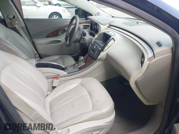 2012 Buick LaCrosse Premium 1 z VIN 1G4GD5E32CF256432, wystawiony jako IAAI lot #42452651 z przebiegiem 107 899 mil mil oraz . Historia ofert i sprzedaży dostępna na DreamBid. Obrazek 5.