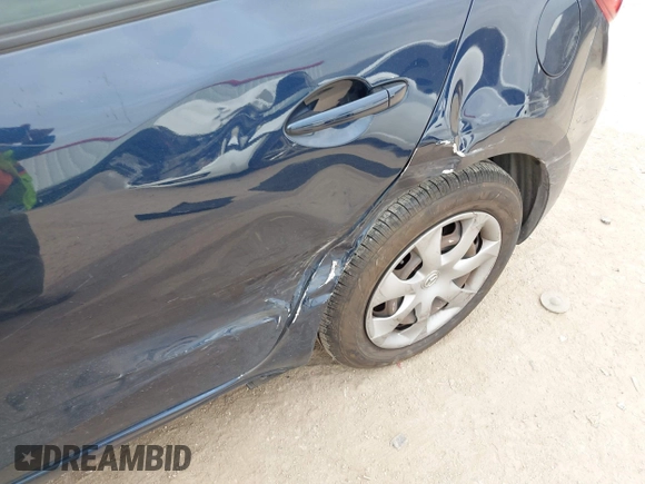 2015 Mazda 3 i Sport with VIN 3MZBM1K72FM158887, listed as a IAAI auction lot 41449026 with 121,393 mi miles and . Bid and sale history available at DreamBid. Image 6.