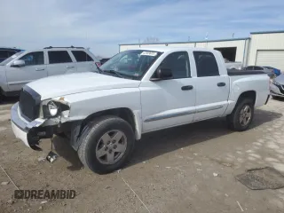 2006 Dodge Dakota Laramie with VIN 1D7HW58N16S527871, listed as a Copart auction lot 43589605 with 163,902 mi miles and Salvage Title. Bid and sale history available at carsss.com. Image 1.