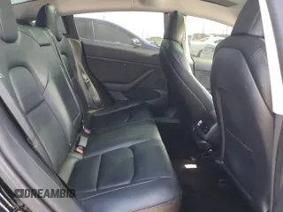 2022 Tesla Model 3 with VIN 5YJ3E1EAXNF120970, listed as a Copart auction lot 47631725 with 33,205 mi miles and Salvage Title. Bid and sale history available at DreamBid. Image 11.