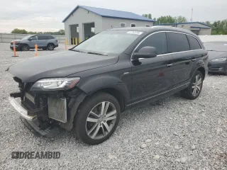 2015 Audi Q7 Premium Plus z VIN WA1LGAFE7FD013387, wystawiony jako Copart lot #57763295 z przebiegiem 122 412 mil mil oraz Szkoda całkowita • Salvage title. Historia ofert i sprzedaży dostępna na DreamBid. Obrazek 1.