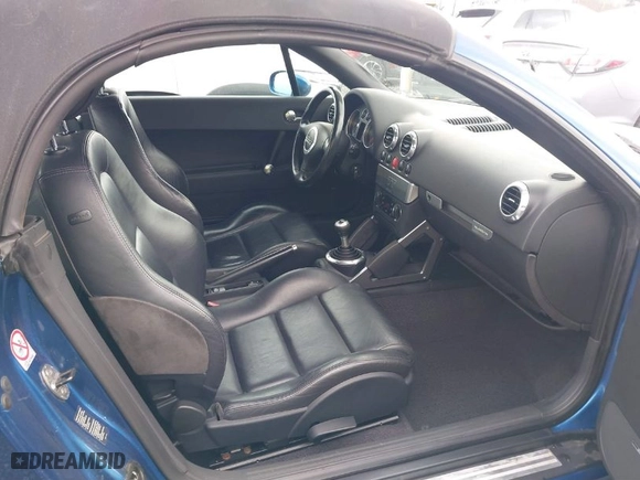 2003 Audi TT with VIN TRUUT28N631008449, listed as a IAAI auction lot 41750263 with 86,563 mi miles. Bid and sale history available at carsss.com. Image 5.