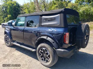 2021 Ford Bronco with VIN 1FMEE5BP8MLA74166, listed as a Copart auction lot 83753814 with 7,252 mi miles and Clean Title. Bid and sale history available at carsss.com. Image 2.