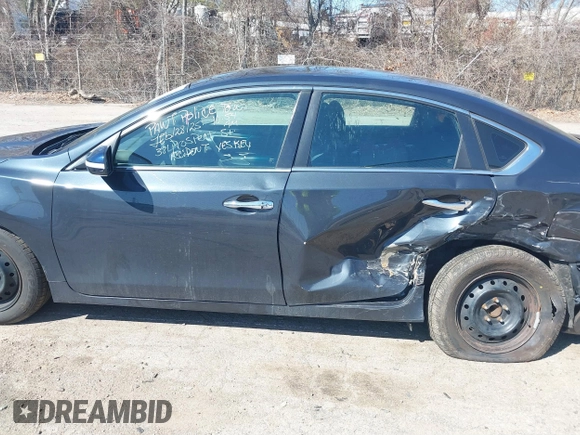2018 Nissan Altima 2.5 SR with VIN 1N4AL3APXJC120564, listed as a IAAI auction lot 41769315 with 143,587 mi miles. Bid and sale history available at carsss.com. Image 14.