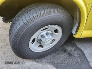 2013 Chevrolet Express Cargo с VIN 1GCWGFBA8D1140117, выставлен на аукционе IAAI как лот 42792032 с пробегом 185 814 миль миль и . История ставок и продаж доступна на DreamBid. Изображение 31.