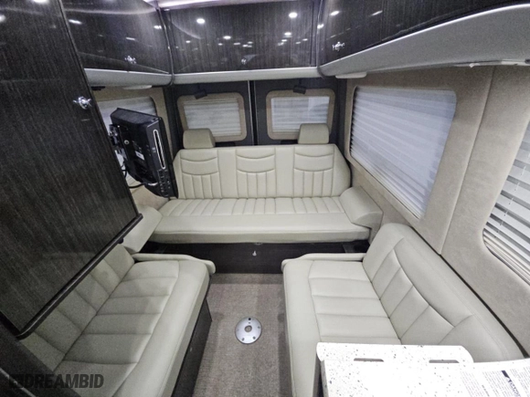 2011 Mercedes-Benz Sprinter Cargo Vans with VIN WD3PF4CC0B5520743, listed as a Copart auction lot 43472195 with 34,723 mi miles and Clean Title. Bid and sale history available at carsss.com. Image 8.