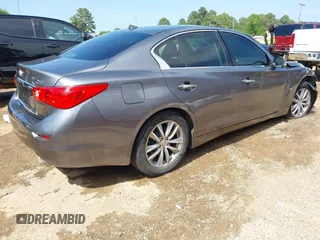 2016 Infiniti Q50 3.0t Premium with VIN JN1EV7AP4GM304093, listed as a IAAI auction lot 42021671 with 61,581 mi miles. Bid and sale history available at carsss.com. Image 4.