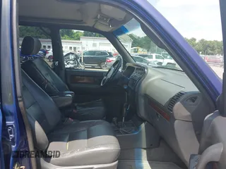 1998 Isuzu Trooper S with VIN JACDJ58X7W7914970, listed as a IAAI auction lot 42527384 with 178,470 mi miles and . Bid and sale history available at DreamBid. Image 5.