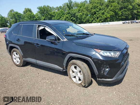 2020 Toyota RAV4 XLE z VIN 2T3P1RFV0LW102224, wystawiony jako Copart lot #62390525 z przebiegiem 80 623 mil mil oraz Szkoda całkowita • Salvage title. Historia ofert i sprzedaży dostępna na DreamBid. Obrazek 4.