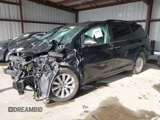 2015 Toyota Sienna Ltd with VIN 5TDDK3DC6FS122871, listed as a IAAI auction lot 41396052 with 133,161 mi miles. Bid and sale history available at carsss.com. Image 17.