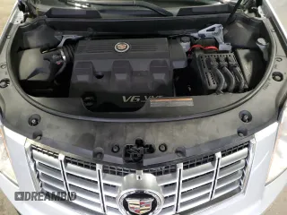 2015 Cadillac SRX Luxury Collection with VIN 3GYFNEE31FS562626, listed as a Copart auction lot 50403535 with 116,967 mi miles and Clean Title. Bid and sale history available at carsss.com. Image 13.