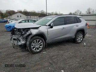 2023 Toyota RAV4 XLE Premium z VIN 2T3A1RFV6PC391915, wystawiony jako Copart lot #52755755 z przebiegiem 14 663 mil mil oraz Szkoda całkowita • Salvage title. Historia ofert i sprzedaży dostępna na DreamBid. Obrazek 1.