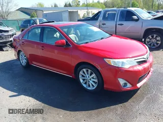 2012 Toyota Camry SE with VIN 4T1BK1FK2CU522980, listed as a IAAI auction lot 42048620 with 262,190 mi miles. Bid and sale history available at carsss.com. Image 1.