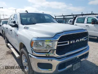 2020 Ram 2500 Tradesman with VIN 3C6UR4CJ8LG203888, listed as a IAAI auction lot 42469825 with 183,327 mi miles and . Bid and sale history available at DreamBid. Image 6.