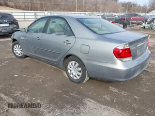 2006 Toyota Camry STD with VIN JTDBE30K763052567, listed as a IAAI auction lot 41553501 with 63,850 mi miles. Bid and sale history available at carsss.com. Image 3.