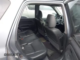 2006 Honda CR-V EX SE z VIN SHSRD78976U423927, wystawiony jako IAAI lot #42248917 z przebiegiem 176 770 mil mil oraz . Historia ofert i sprzedaży dostępna na DreamBid. Obrazek 8.