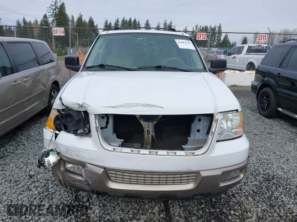 2003 Ford Expedition Eddie Bauer z VIN 1FMFU18L33LC34859, wystawiony jako IAAI lot #41681166 z przebiegiem 200 210 mil mil oraz . Historia ofert i sprzedaży dostępna na DreamBid. Obrazek 13.
