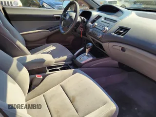 2008 Honda Civic LX с VIN 2HGFA16528H351971, выставлен на аукционе IAAI как лот 41709742 с пробегом 221 757 миль миль и . История ставок и продаж доступна на DreamBid. Изображение 5.