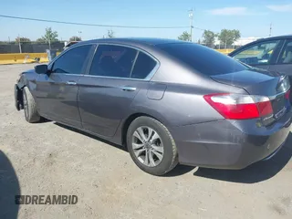 2014 Honda Accord LX z VIN 1HGCR2F3XEA307162, wystawiony jako IAAI lot #42371221 z przebiegiem 144 818 mil mil oraz . Historia ofert i sprzedaży dostępna na DreamBid. Obrazek 3.