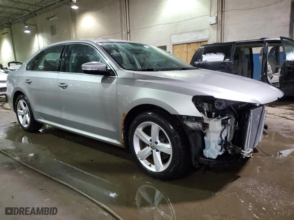 2013 Volkswagen Passat SE w/Sunroof with VIN 1VWBH7A39DC008912, listed as a Copart auction lot 52145705 with 131,921 mi miles and Clean Title. Bid and sale history available at carsss.com. Image 4.