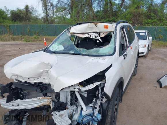 2023 Subaru Forester Premium z VIN JF2SKADC2PH471884, wystawiony jako IAAI lot #42073492 z przebiegiem Nie podano mil oraz . Historia ofert i sprzedaży dostępna na DreamBid. Obrazek 17.