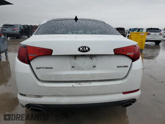 2013 Kia Optima EX z VIN 5XXGN4A75DG229393, wystawiony jako Copart lot #55855855 z przebiegiem 160 037 mil mil oraz Szkoda całkowita • Salvage title. Historia ofert i sprzedaży dostępna na DreamBid. Obrazek 6.
