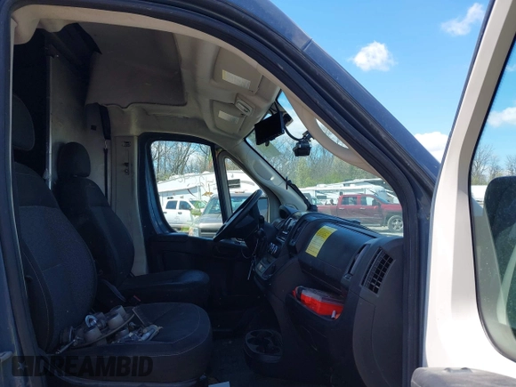 2019 Ram ProMaster Cargo with VIN 3C6URVJG6KE544844, listed as a IAAI auction lot 42048263 with 140,178 mi miles. Bid and sale history available at carsss.com. Image 5.