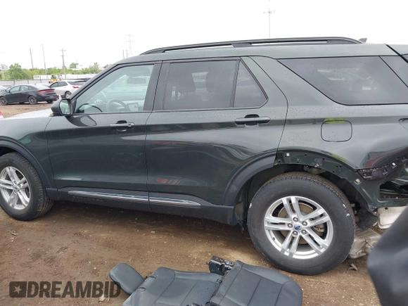 2022 Ford Explorer XLT z VIN 1FMSK8DH7NGC08162, wystawiony jako IAAI lot #42358664 z przebiegiem 32 782 mil mil oraz . Historia ofert i sprzedaży dostępna na DreamBid. Obrazek 15.