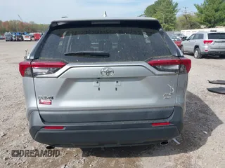 2019 Toyota RAV4 XLE with VIN 2T3P1RFV7KW063940, listed as a IAAI auction lot 42005512 with 63,813 mi miles and . Bid and sale history available at DreamBid. Image 17.