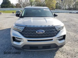 2024 Ford Explorer XLT z VIN 1FMSK7DH4RGA55689, wystawiony jako Copart lot #50500075 z przebiegiem 11 170 mil mil oraz Szkoda całkowita • Salvage title. Historia ofert i sprzedaży dostępna na DreamBid. Obrazek 5.