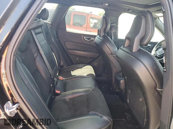 2018 Volvo XC60 R-Design z VIN YV4A22RM3J1076126, wystawiony jako Copart lot #57165365 z przebiegiem 110 865 mil mil oraz Szkoda całkowita • Salvage title. Historia ofert i sprzedaży dostępna na DreamBid. Obrazek 10.