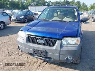 2005 Ford Escape XLT z VIN 1FMYU93105KB75632, wystawiony jako IAAI lot #42686073 z przebiegiem 146 084 mil mil oraz . Historia ofert i sprzedaży dostępna na DreamBid. Obrazek 6.